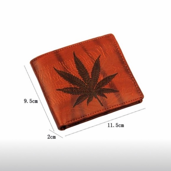 Men’s Leaf Pattern Wallet - Picture 5 of 10